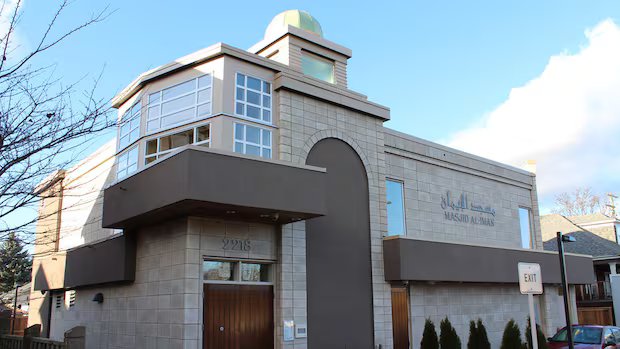 ‘Completely unacceptable’: Alleged attack on Victoria imam draws condemnation 'Completely unacceptable': Alleged attack on Victoria imam draws condemnation