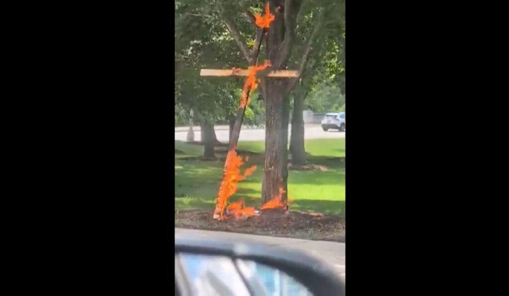 Cross-burning suspect insists it was anti-Trump protest, denies racism motive Cross-burning suspect insists it was anti-Trump protest, denies racism motive