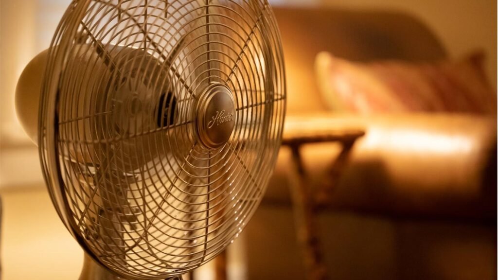 Cuando la temperatura supera los 35 °C, los ventiladores no bajan la temperatura corporal Cuando la temperatura supera los 35 °C, los ventiladores no bajan la temperatura corporal