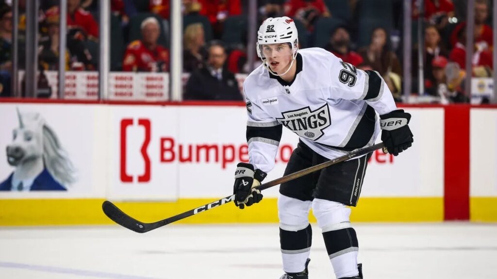 D Brandt Clarke rewarded by Kings with 5-year, $37M deal