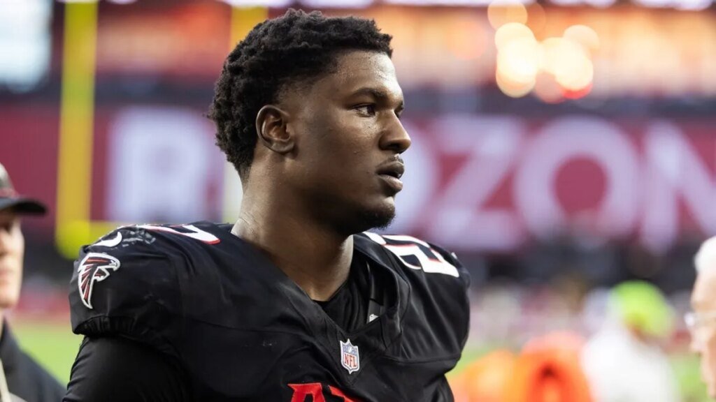 DE James Pearce Jr. to attend Falcons’ minicamp DE James Pearce Jr. to attend Falcons' minicamp