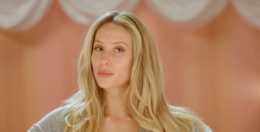 ‘DWTS’ Alix Earle Spotted In Sheer Top Out With Benson Boone 'DWTS' Alix Earle Spotted In Sheer Top Out With Benson Boone
