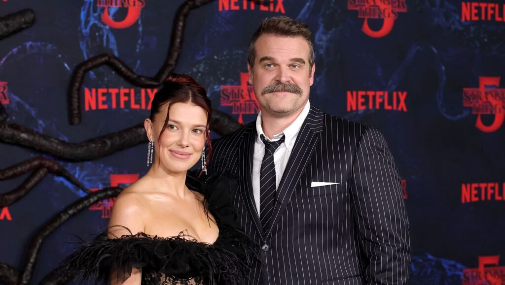 David Harbour & Millie Bobby Brown ‘Stranger Things’ Rumors Explained – Hollywood Life David Harbour & Millie Bobby Brown ‘Stranger Things’ Rumors Explained – Hollywood Life