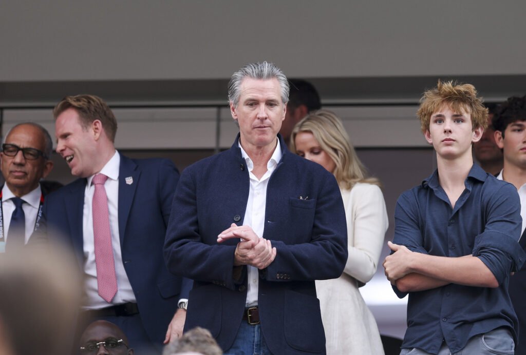 Democrats grapple uncomfortably with World Cup success - Live Updates