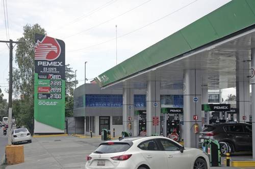 Despuntaron en abril las ventas internas de gasolina y diésel: Pemex Despuntaron en abril las ventas internas de gasolina y diésel: Pemex