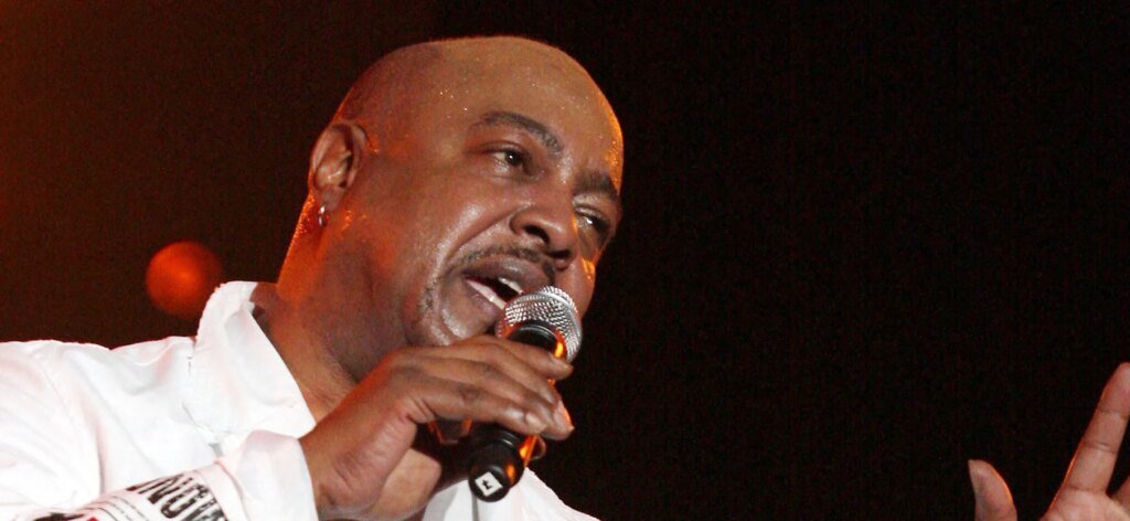Disney Legend Peabo Bryson Dies at 75 After Stroke Disney Legend Peabo Bryson Dies at 75 After Stroke