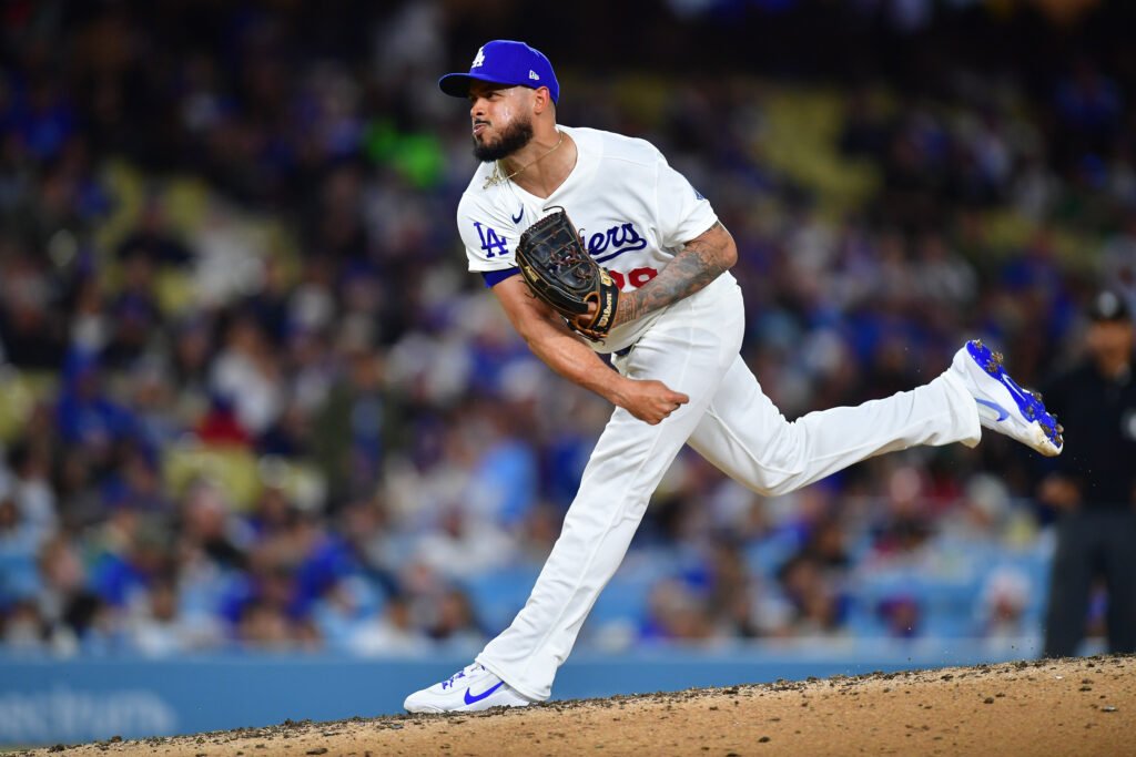 Dodgers Designate Jonathan Hernández For Assignment Dodgers Designate Jonathan Hernández For Assignment