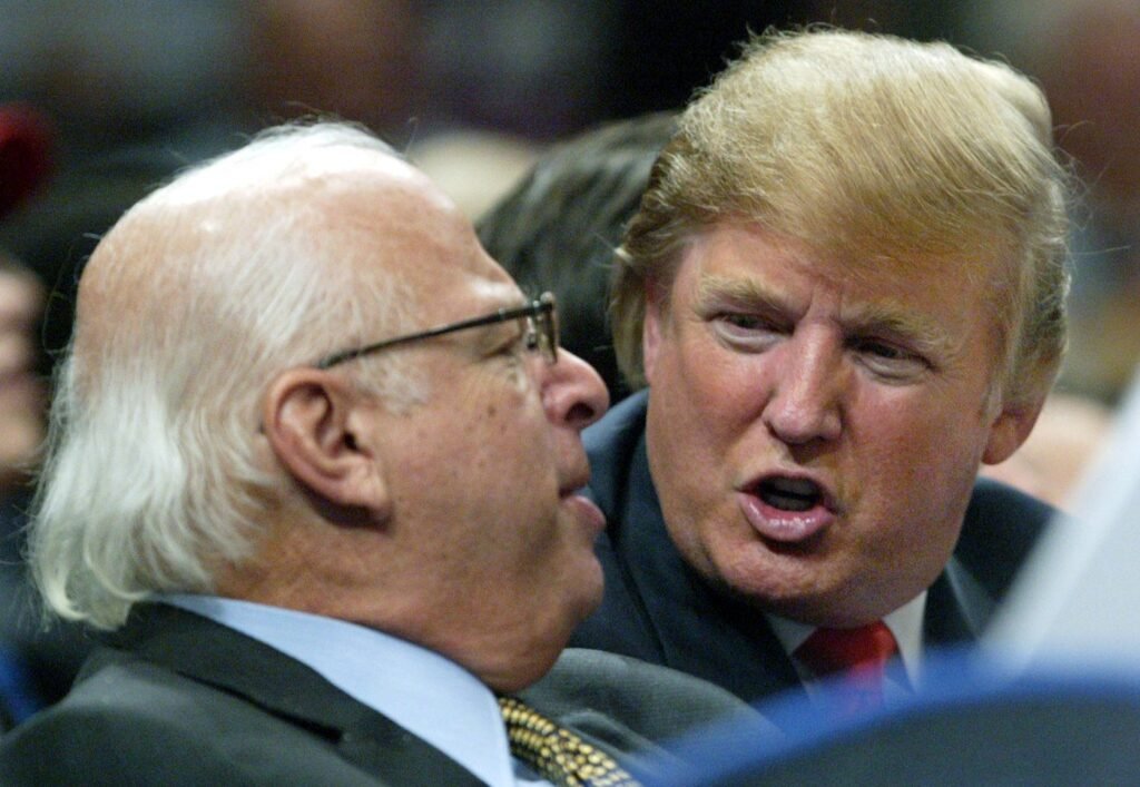 Donald Trump, Knicks fan, heads back to New York to root on his team Donald Trump, Knicks fan, heads back to New York to root on his team