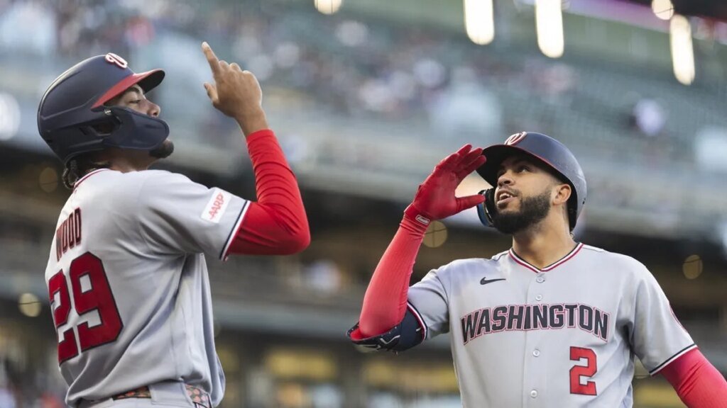 Early offense sparks Nationals to another win over Giants Early offense sparks Nationals to another win over Giants