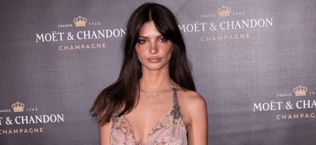 Emily Ratajkowski Explicit Photo And Essay Trashed As Harmful Emily Ratajkowski Explicit Photo And Essay Trashed As Harmful