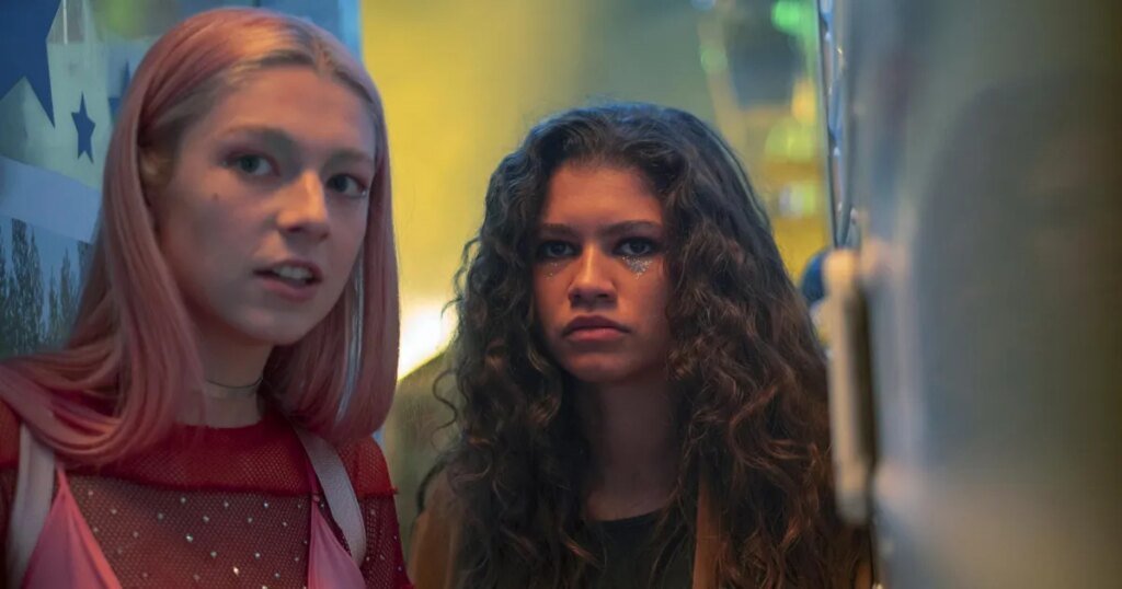 Euphoria Season 3 Finale Kills Off Zendaya’s Character Rue Euphoria Season 3 Finale Kills Off Zendaya's Character Rue
