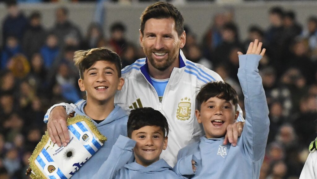 Everything About the Soccer Star’s 3 Children – Hollywood Life Everything About the Soccer Star’s 3 Children – Hollywood Life