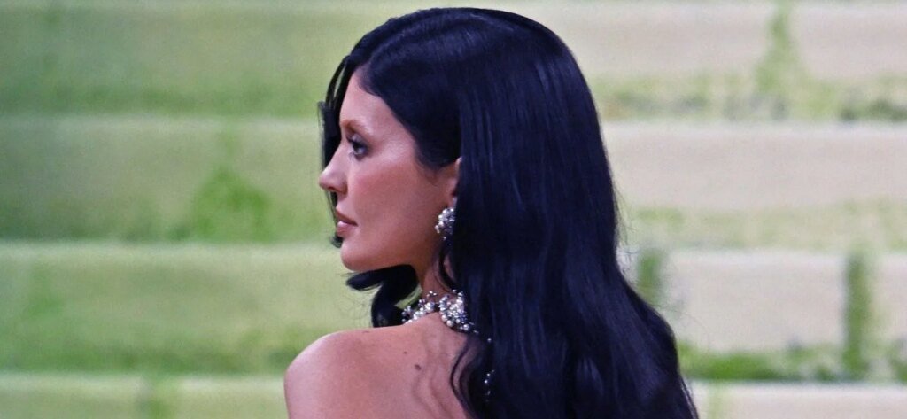Fans Accuse Kylie Jenner Of Knowing About Staff Misery