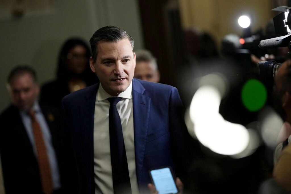 Federal government’s new AI strategy will emphasize trust, minister says Federal government’s new AI strategy will emphasize trust, minister says