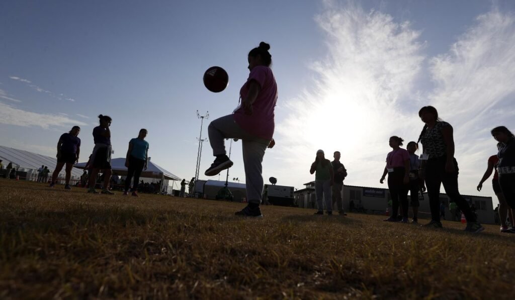 Feds identify 146,000 unaccompanied migrant children smuggled into country under Biden Feds identify 146,000 unaccompanied migrant children smuggled into country under Biden