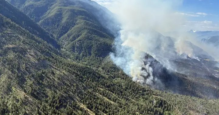 Firefighters battling wildfire near Lytton, B.C., helped by cooler temperatures Firefighters battling wildfire near Lytton, B.C., helped by cooler temperatures