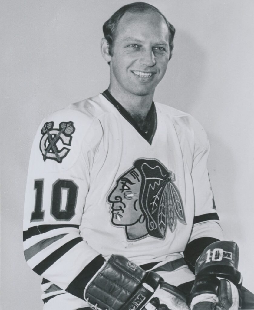 Five-time NHL All-Star Dennis Hull dies at age 81