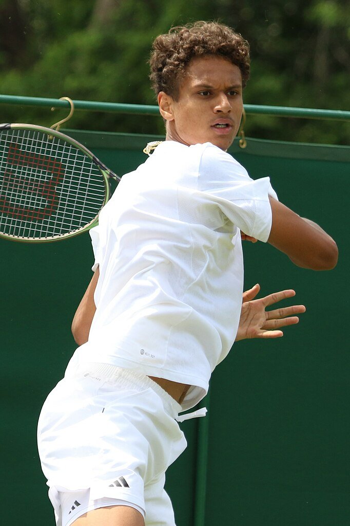 Gabriel Diallo upsets Terence Atmane in first round of Eastbourne Gabriel Diallo upsets Terence Atmane in first round of Eastbourne