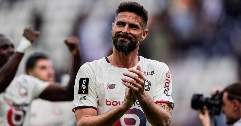 Giroud signs one-year deal for ‘last dance’ at Lille Giroud signs one-year deal for 'last dance' at Lille