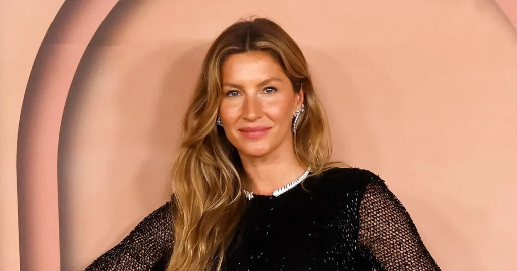 Gisele Bundchen's Slimming Swimsuit Style Is on Amazon for $32