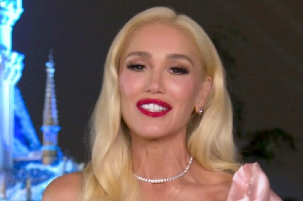 Gwen Stefani Pulls Back the Curtain on a Beloved No Doubt Recording Gwen Stefani Pulls Back the Curtain on a Beloved No Doubt Recording