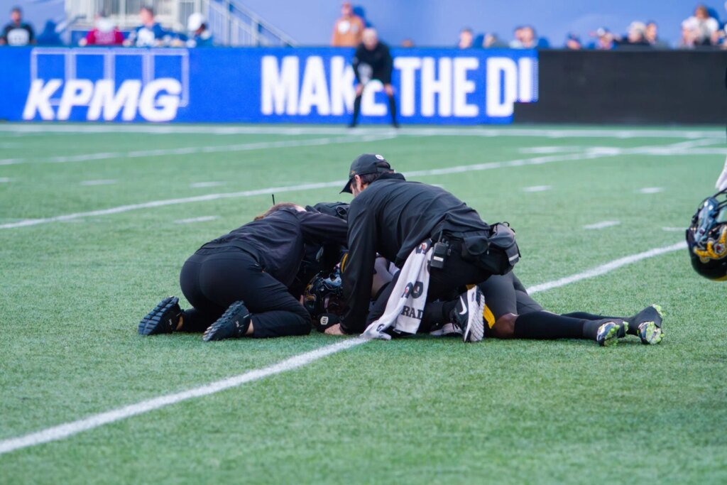 Hamilton Tiger-Cats’ DB Jamal Peters stretchered off field, taken to hospital after blow to head Hamilton Tiger-Cats' DB Jamal Peters stretchered off field, taken to hospital after blow to head