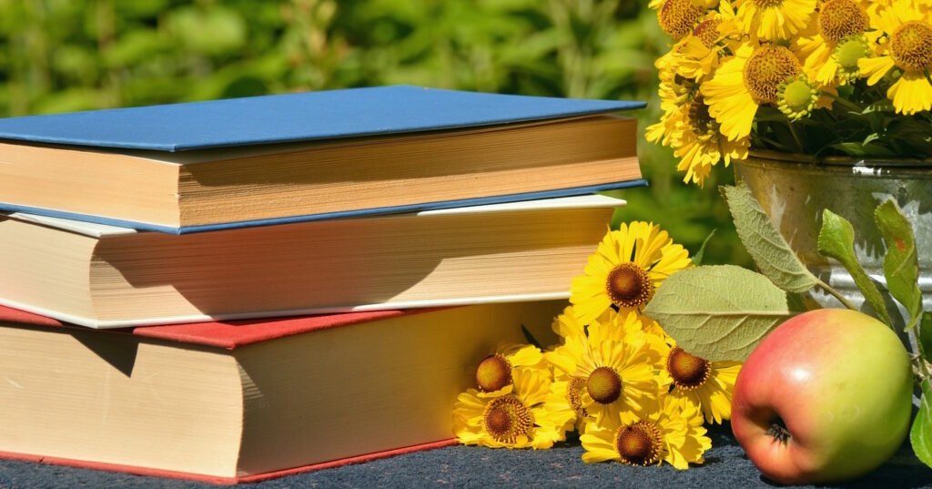 Here are five Canadian 2SLGBTQIA+ books to celebrate Pride Month.