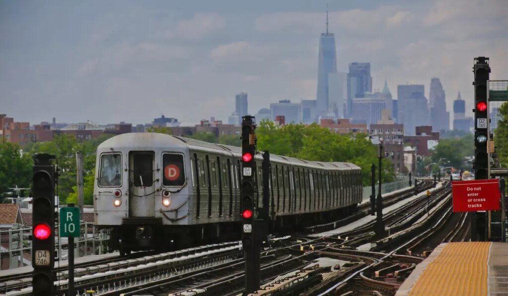 High school senior gets over 5 years in prison for setting homeless man on fire on NYC subway High school senior gets over 5 years in prison for setting homeless man on fire on NYC subway