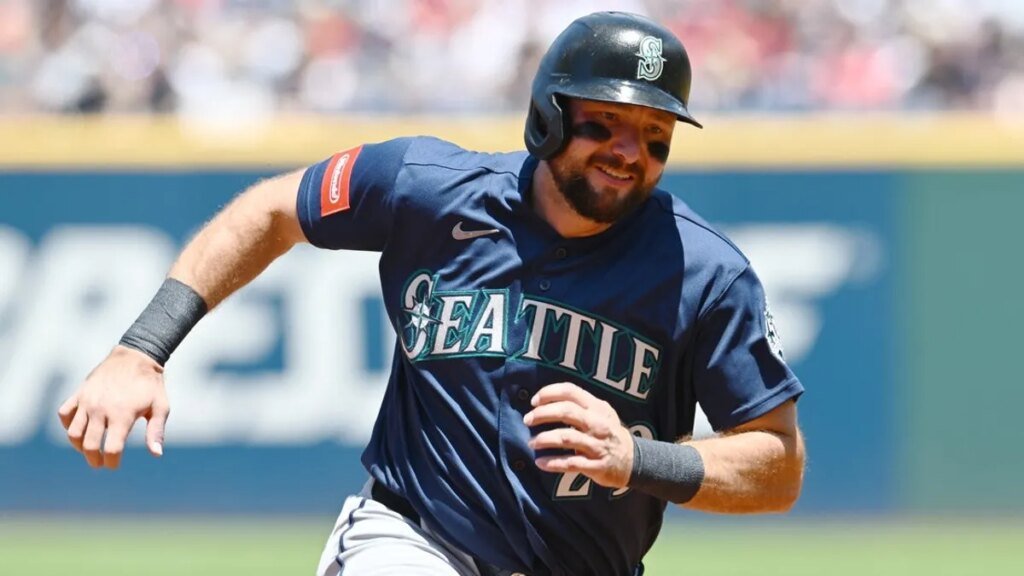 Homer-dependent Mariners welcome coming home vs. Angels