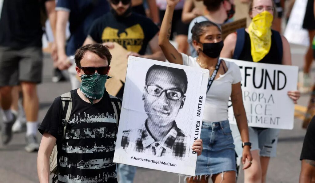 Homicide convictions reversed for Colorado paramedics who injected ketamine into Elijah McClain