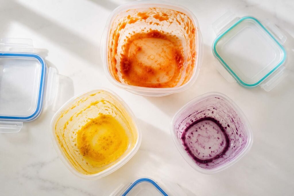 How to Get Stains Out of Tupperware How to Get Stains Out of Tupperware