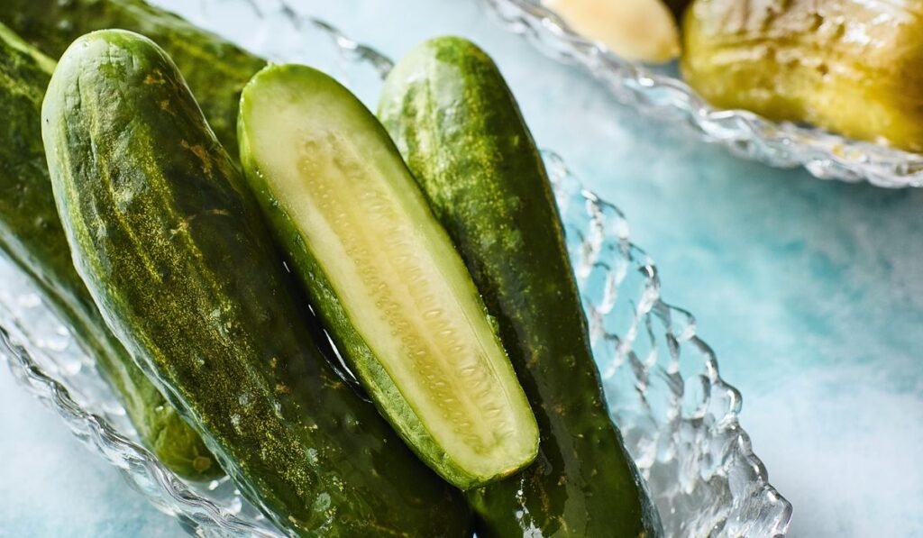 How to make crunchy half-sour pickles with a shortcut refrigerator ferment How to make crunchy half-sour pickles with a shortcut refrigerator ferment