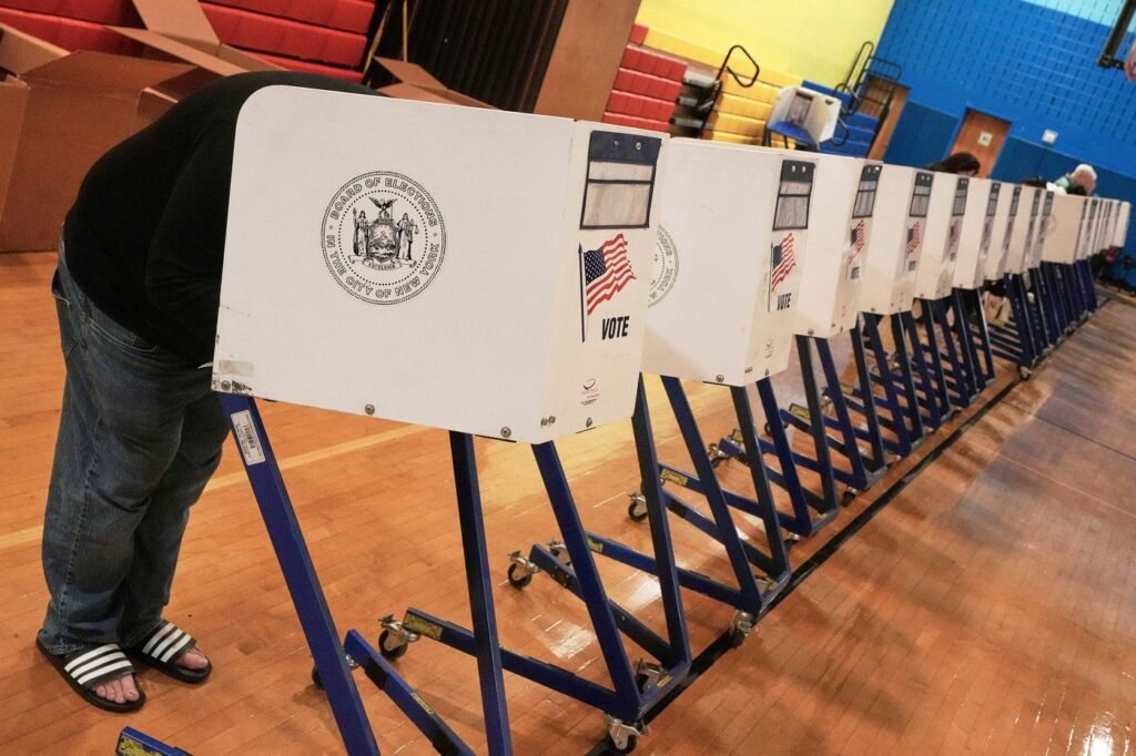 In New York’s primaries, progressives face the establishment, and a Kennedy scion seeks office In New York's primaries, progressives face the establishment, and a Kennedy scion seeks office