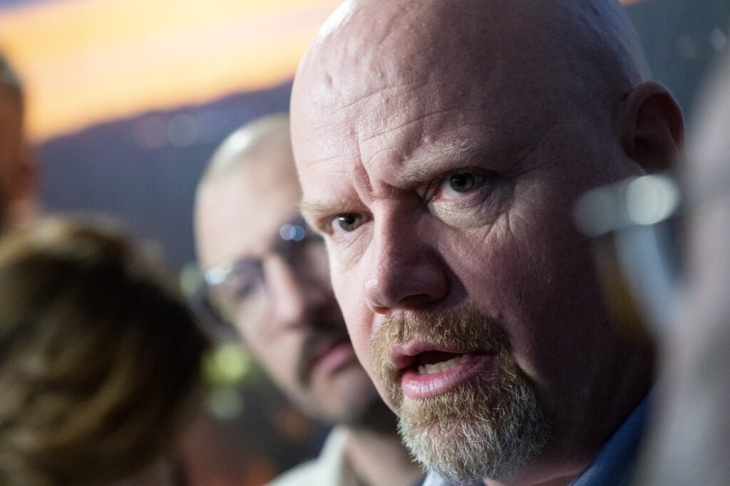 Independent observer named to monitor Montreal police racism investigation Independent observer named to monitor Montreal police racism investigation