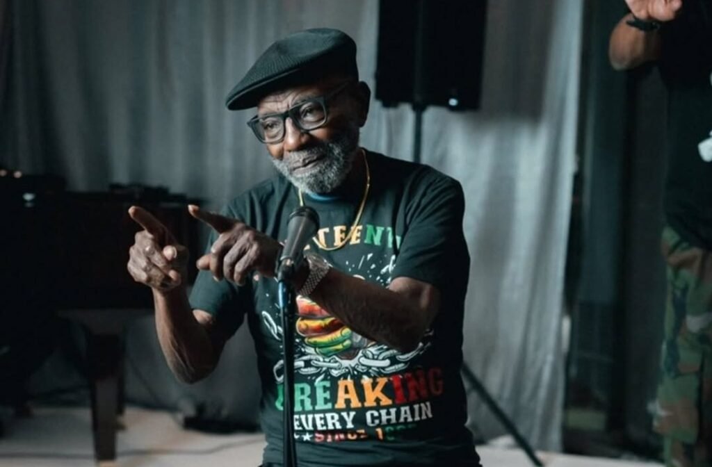 Jamie Foxx Honors His Father George Dixon with a Juneteenth Tribute Jamie Foxx Honors His Father George Dixon with a Juneteenth Tribute