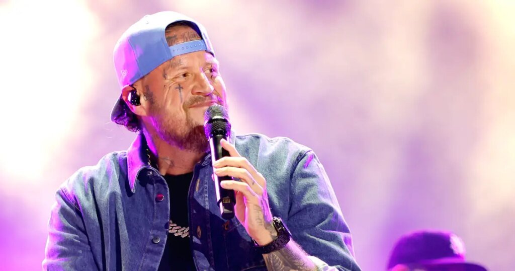 Jelly Roll Ditched Wedding Ring at CMA Fest Amid Bunnie Divorce