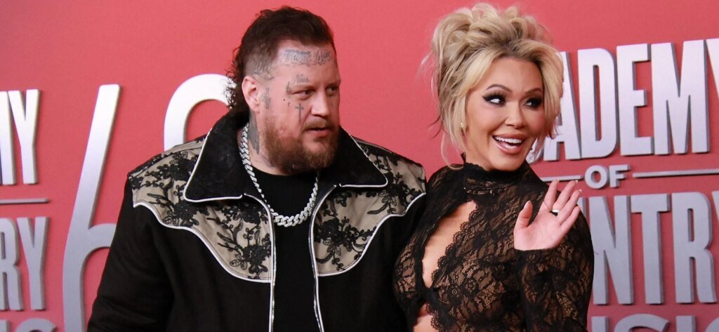 Jelly Roll Ended Marriage Over Wife’s ‘Provocative’ Lifestyle Jelly Roll Ended Marriage Over Wife's 'Provocative' Lifestyle