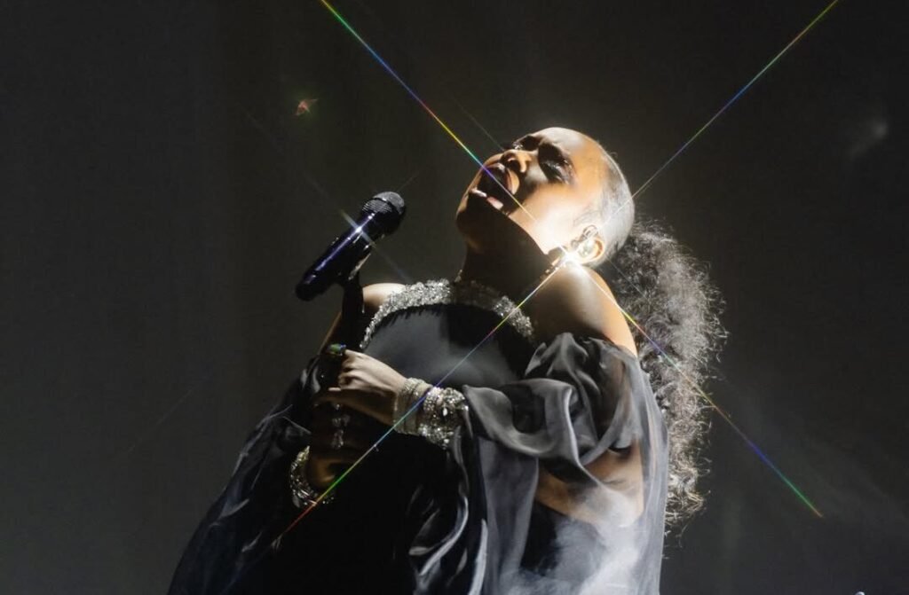 Jennifer Hudson Lights Up Madison Square Garden with Common as Surprise Guest