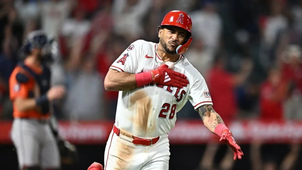 Jose Siri's walk-off helps Angels outlast Astros