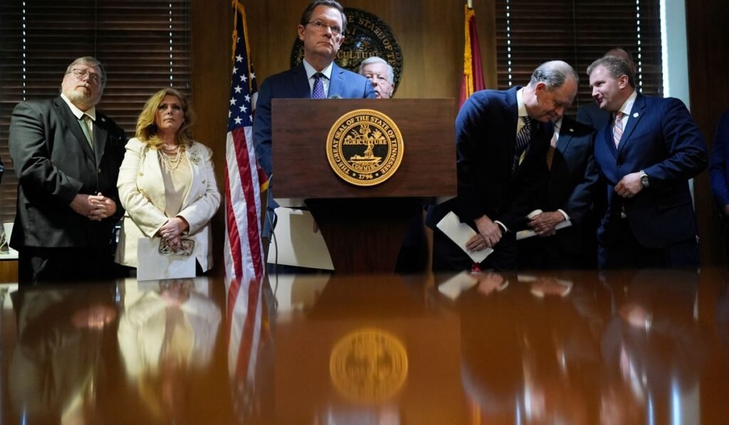 Judge blocks Tennessee from reporting sick children to immigration authorities, for now Judge blocks Tennessee from reporting sick children to immigration authorities, for now