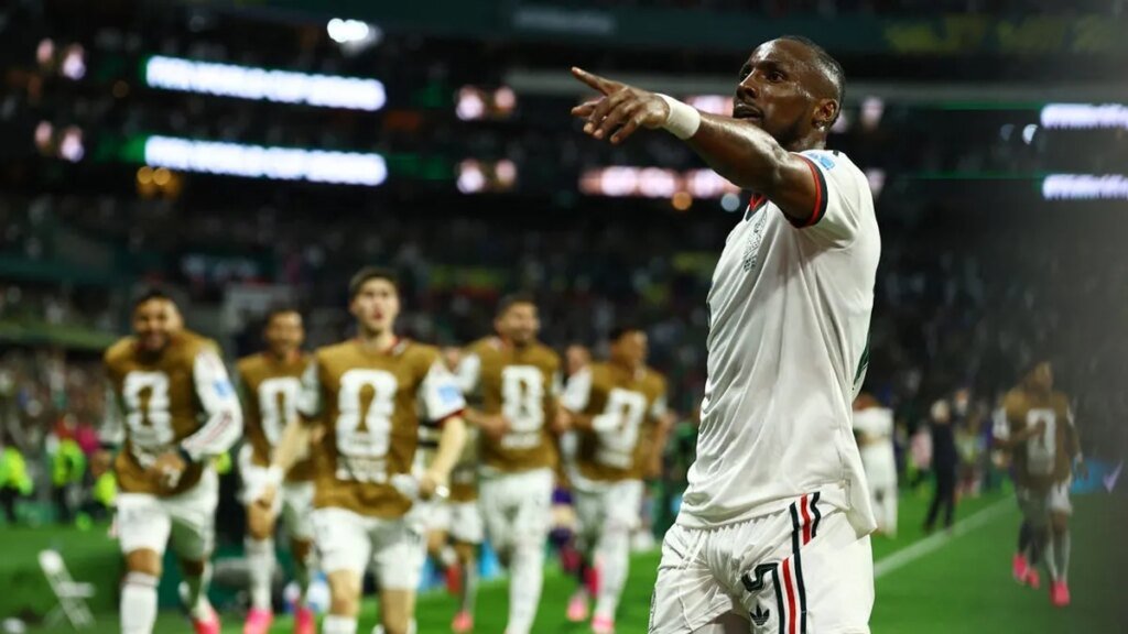 Julian Quinones goal helps Mexico easily dispatch Czech Republic