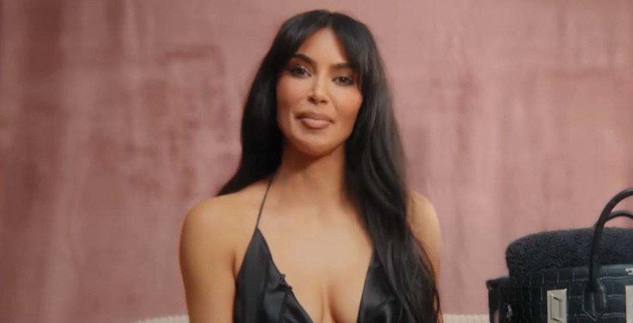 Kim Kardashian Shocks With Bleached Blonde Wavy Bob, Pics Kim Kardashian Shocks With Bleached Blonde Wavy Bob, Pics