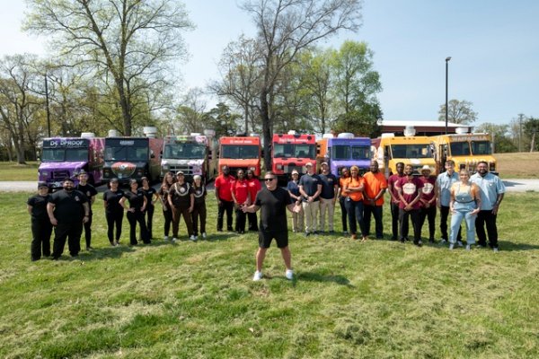 Kitchen Chaos, Pitmasters, Great Food Truck Race: Food Network Teases New and Returning Series – canceled + renewed TV shows, ratings Kitchen Chaos, Pitmasters, Great Food Truck Race: Food Network Teases New and Returning Series - canceled + renewed TV shows, ratings