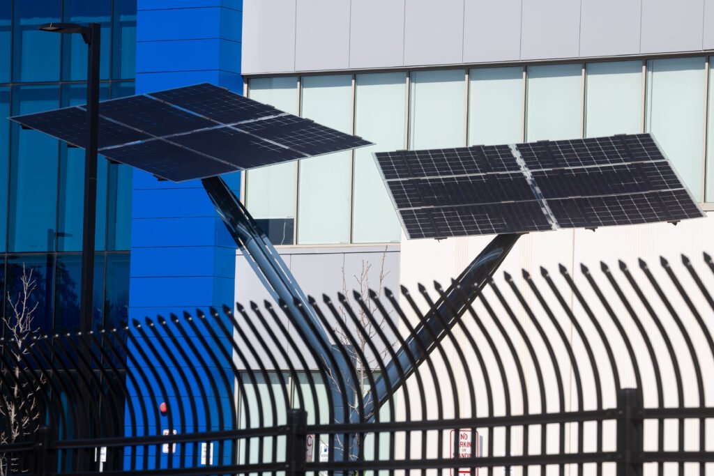 Lawmakers, companies tread carefully on data center energy bill