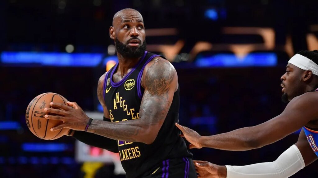 LeBron James leaving Lakers, to play with another team