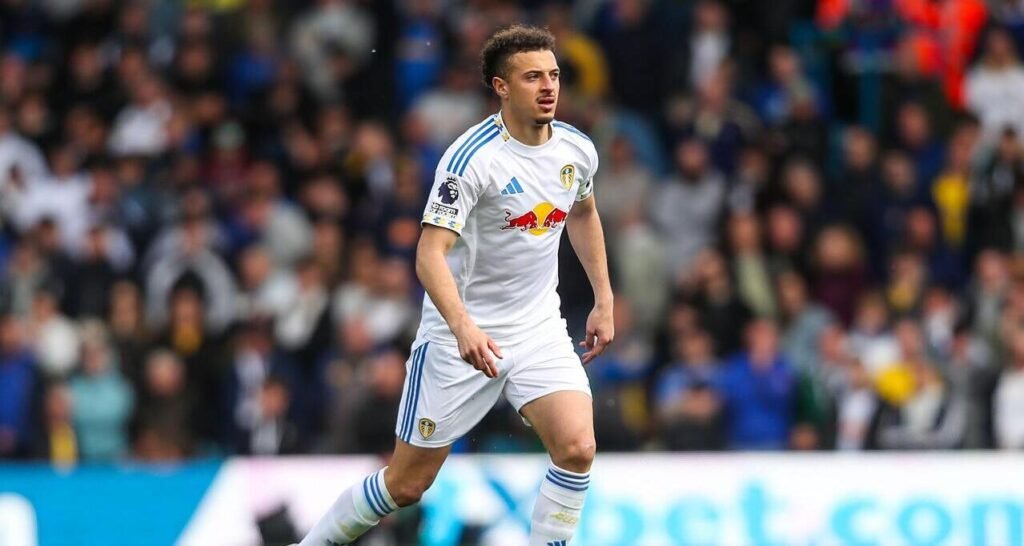 Leeds skipper Ampadu signs new long-term deal at Elland Road Leeds skipper Ampadu signs new long-term deal at Elland Road