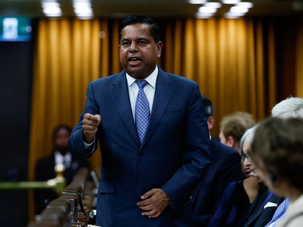 Liberals pull out 'guillotine' motion to shut down debate on police search powers bill Liberals pull out 'guillotine' motion to shut down debate on police search powers bill