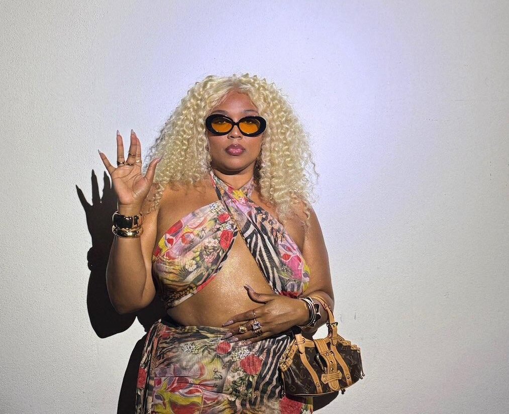 Lizzo Celebrates Pride 2026 with the Kind of Greeting Only She Could Deliver Lizzo Celebrates Pride 2026 with the Kind of Greeting Only She Could Deliver