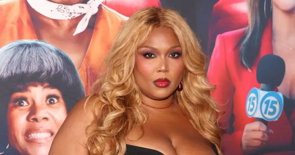 Lizzo Takes Awkward Pause on Today When Asked About Lawsuits Lizzo Takes Awkward Pause on Today When Asked About Lawsuits