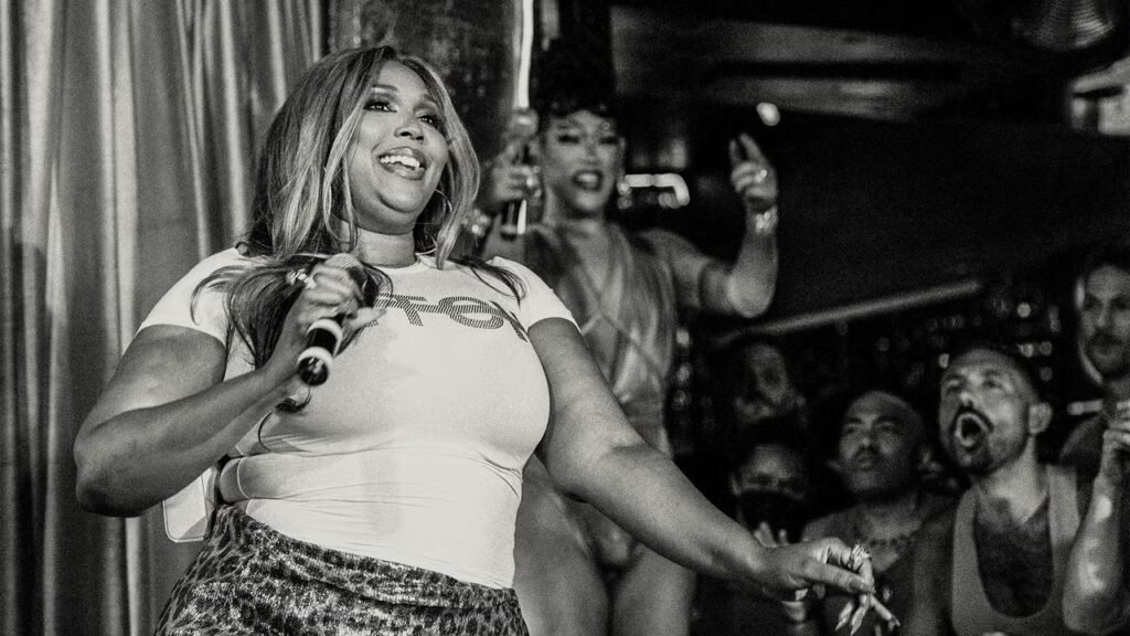 Lizzo has a viral explanation for her declining success—and it’s dividing social media Lizzo has a viral explanation for her declining success—and it’s dividing social media
